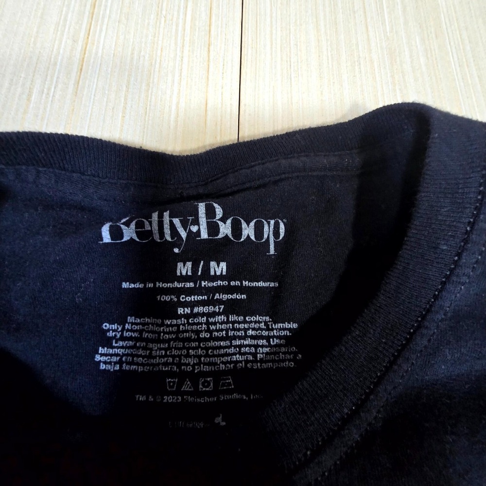 Betty Boop T Shirt‎ Mens Medium Black 100% Cotton Graphic Short Sleeve Pullover - Picture 2 of 4